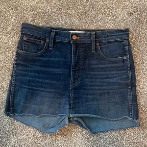 Madewell 10” high-rise skinny cut off jean shorts